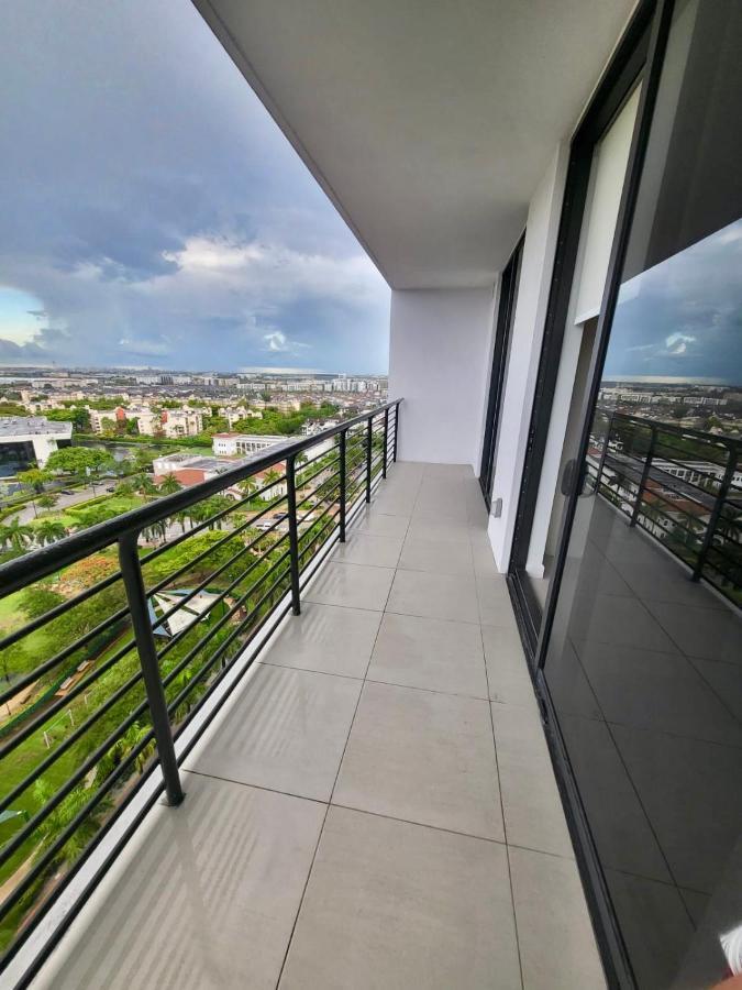 Downtown Doral, Florida. New Condo Style Resort. Luaran gambar